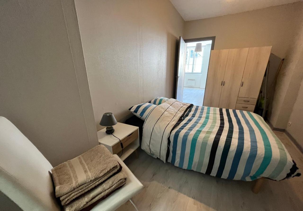 Appartement F2 Au Plein Centre Du Puy-En-Velay Le Puy-en-Velay Екстер'єр фото